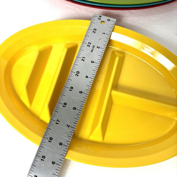 Taco Fiesta Color Oval Strong Plastic Party Picnic  Plates Set of 4 - Picture 7 of 9